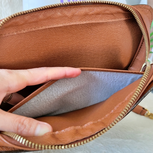 ❤️ Authentic LV Orsay Clutch Monogram - Picture 14 of 16